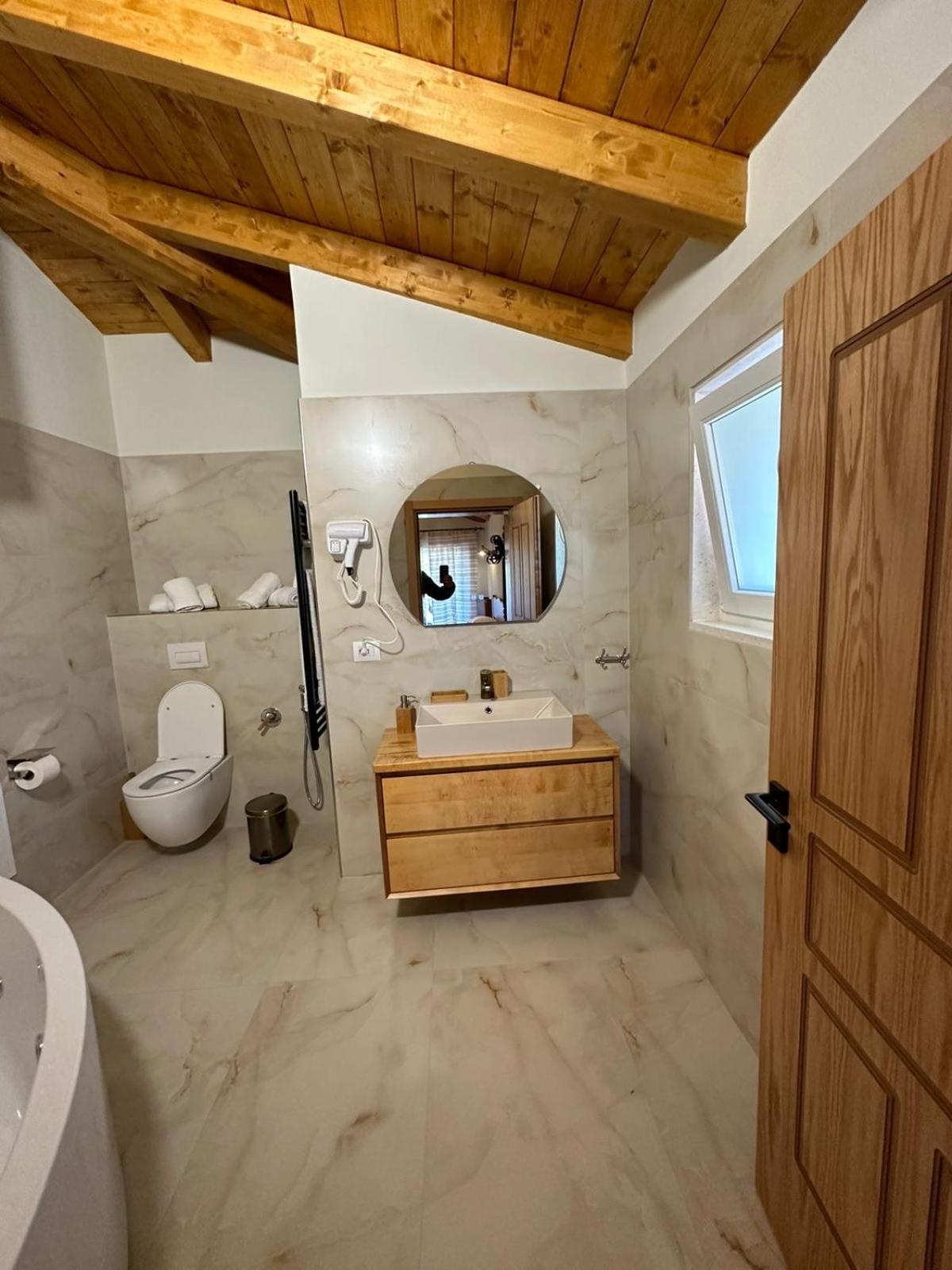 Guesthouse Marku - Mrizi I Zanave Fishte Dış mekan fotoğraf